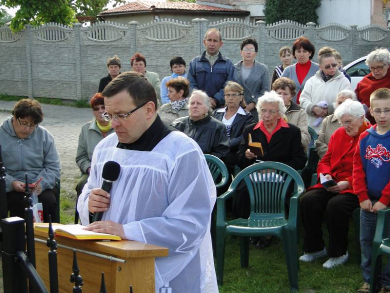 Nowa kapliczka w Jastrzębcach