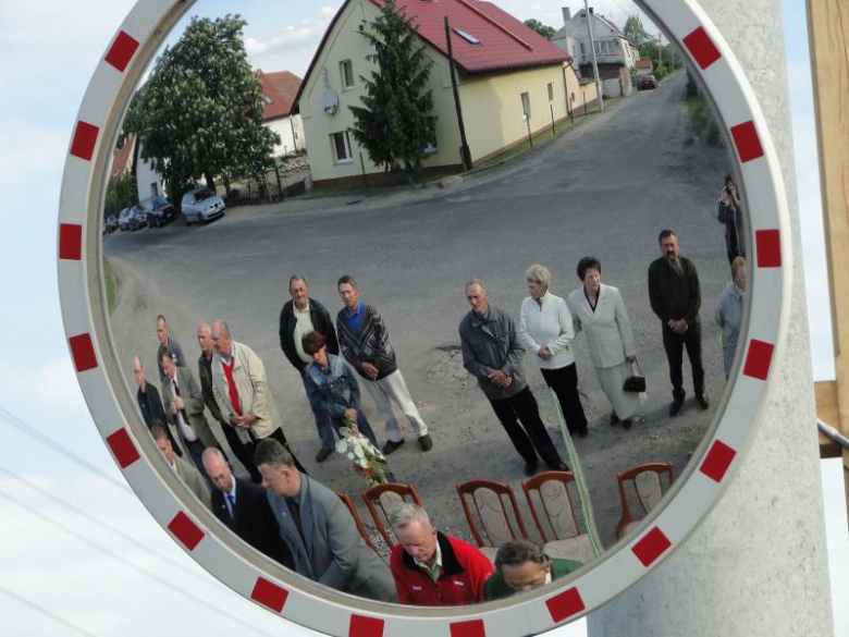 Uroczystość poświęcenia kapliczki przydrożnej w Jastrzębcach