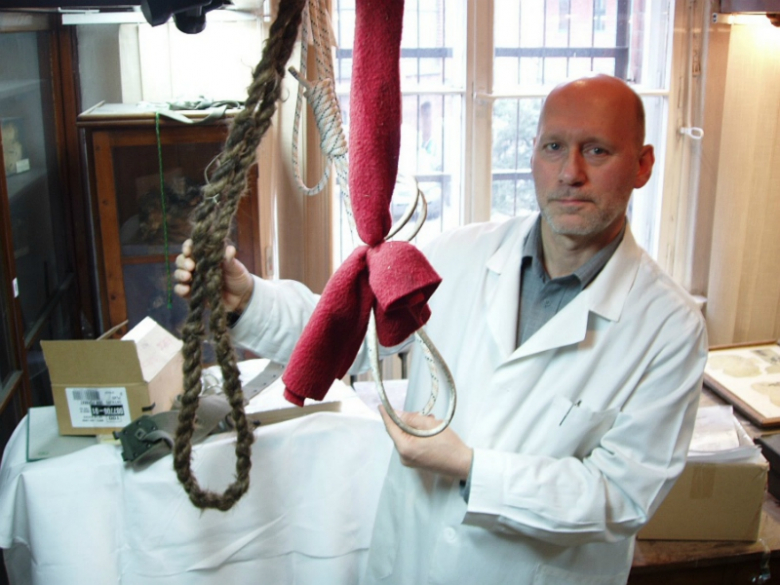 Przedmioty śmierci, jako pomoce dydaktyczne