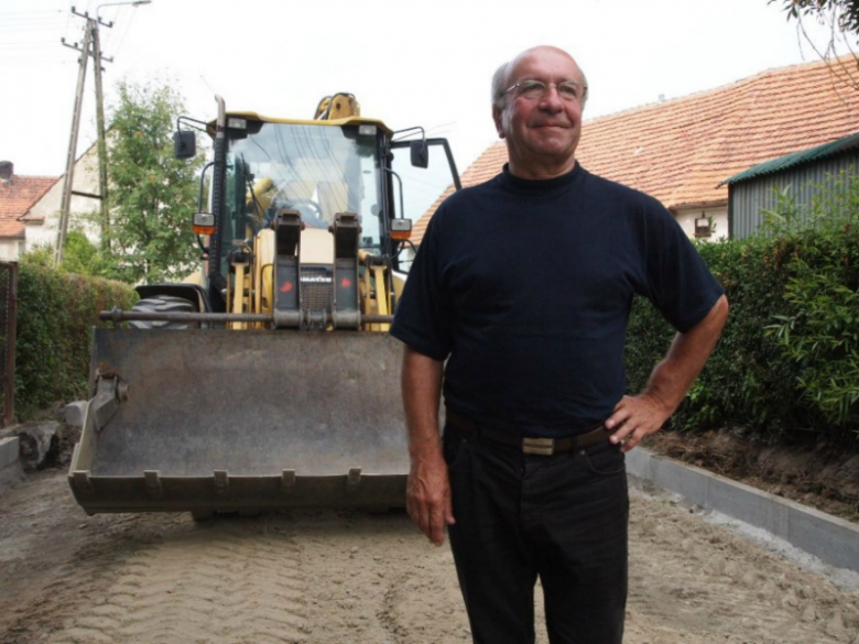 Sołtys na nowej drodze