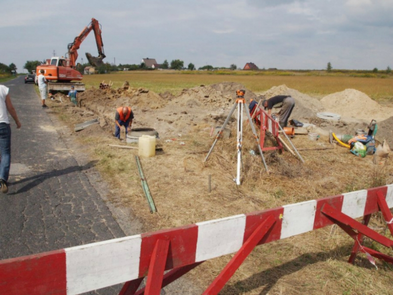 Montaż kanalizacji w Mazurowicach