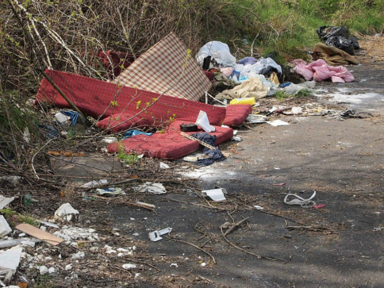 Niebezpieczna chemia w odpadach