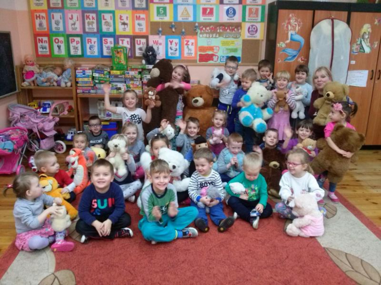 Dzień Pluszowego Misia w przedszkolu w Ciechowie