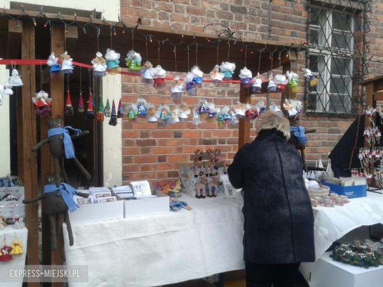 Trwa kiermasz bożonarodzeniowy
