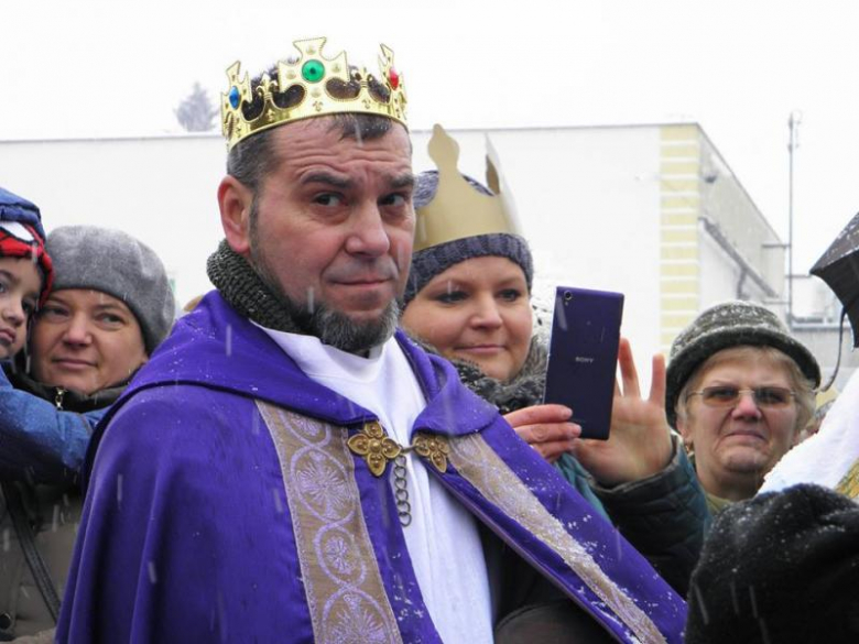 Mieszkańcy Miękini chętnie uczestniczyli w pochodzie