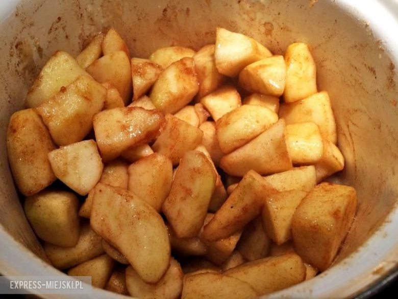 Tarta waniliowa z jabłkami