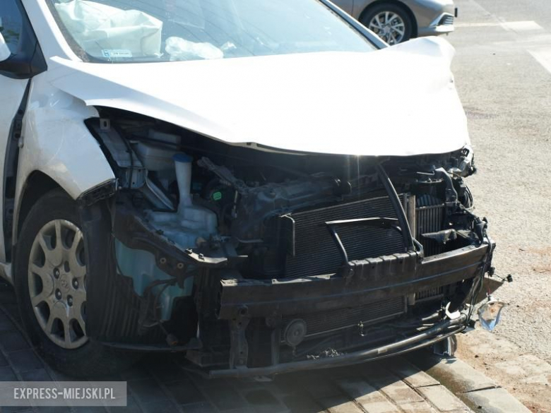 Wypadek na średzkim skrzyżowaniu