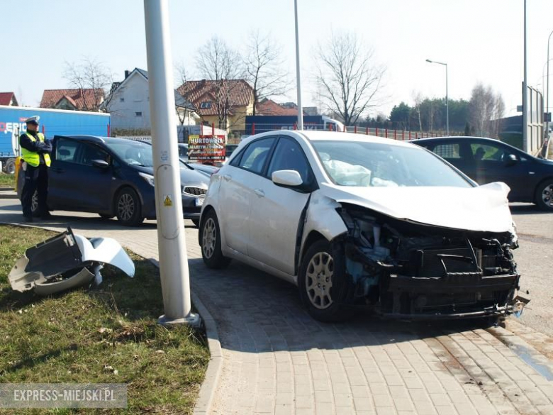 Wypadek na średzkim skrzyżowaniu