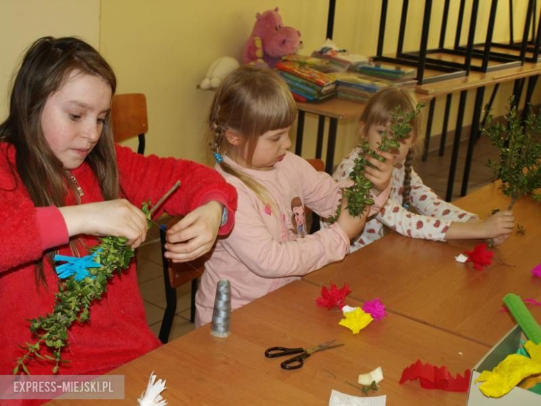 Dzieci zrobiły palmy wielkanocne