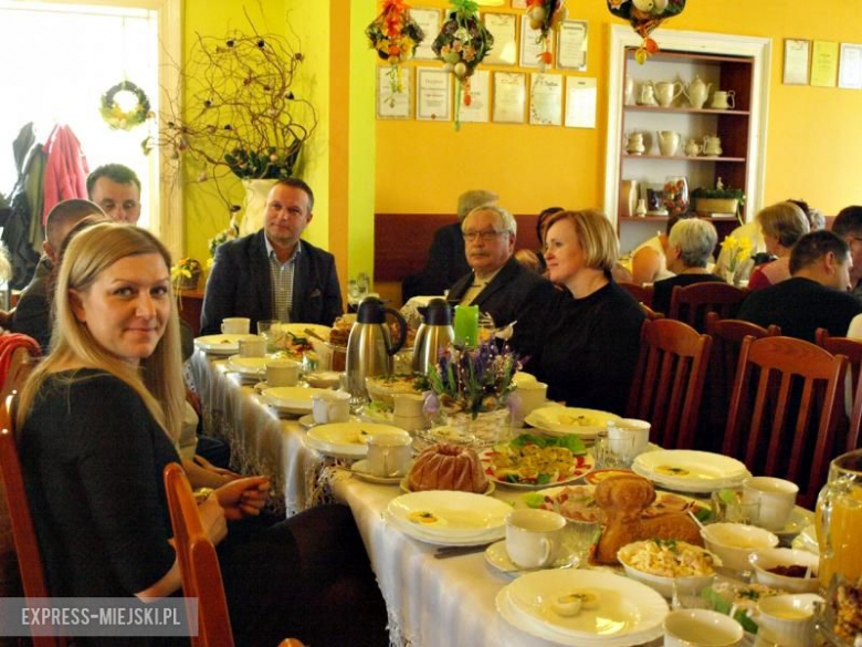 Śniadanie wielkanocne w Środzie Śląskiej