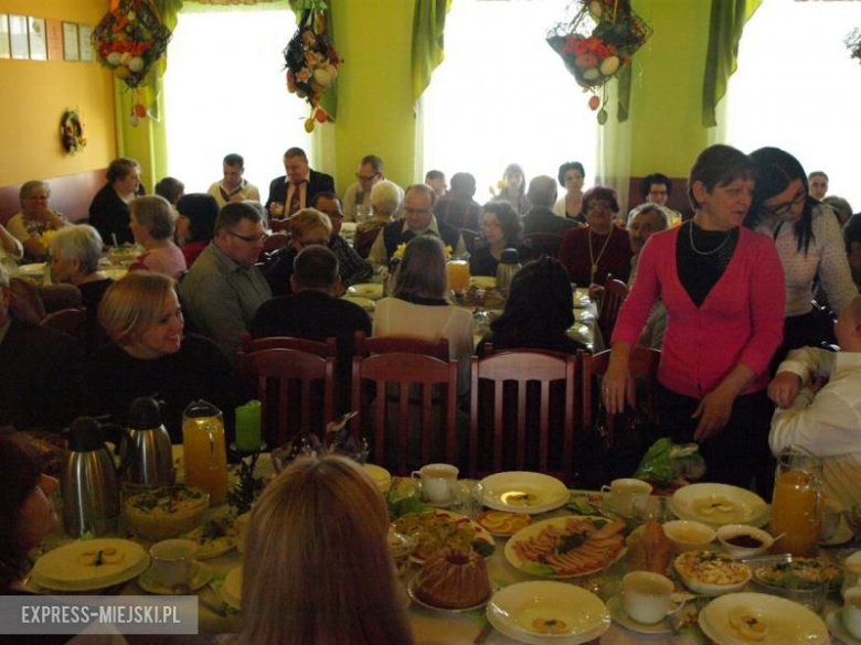 Śniadanie wielkanocne w Środzie Śląskiej