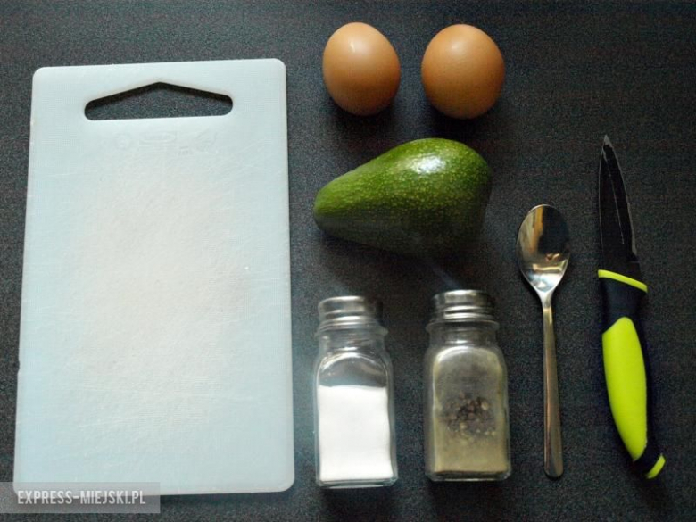 Przepis na pieczone awokado