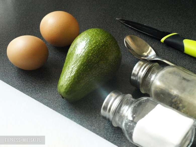 Przepis na pieczone awokado