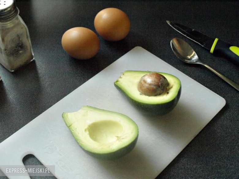 Przepis na pieczone awokado
