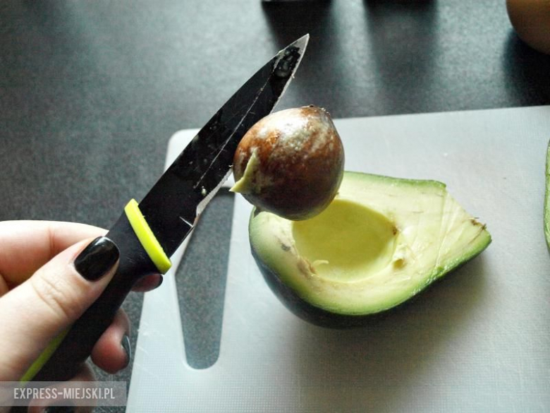 Przepis na pieczone awokado