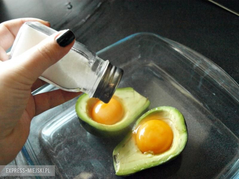 Przepis na pieczone awokado