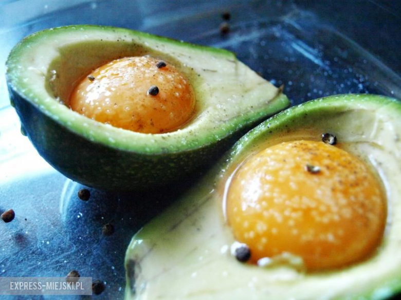 Przepis na pieczone awokado