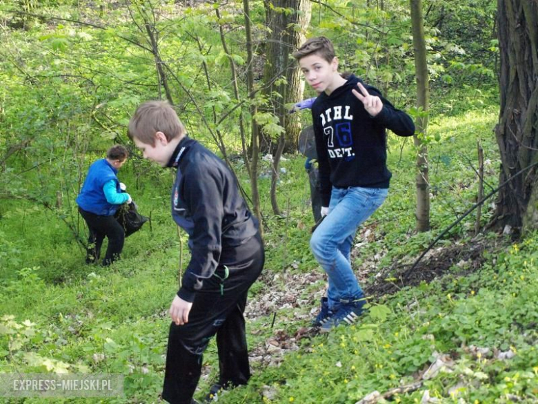 Uczestnicy sprzątania Wilczkowa