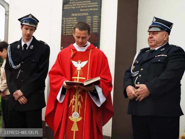 Poświęcenie nowego wozu strażackiego