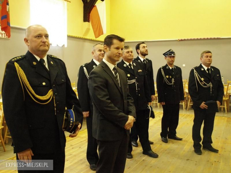 Poświęcenie nowego wozu strażackiego