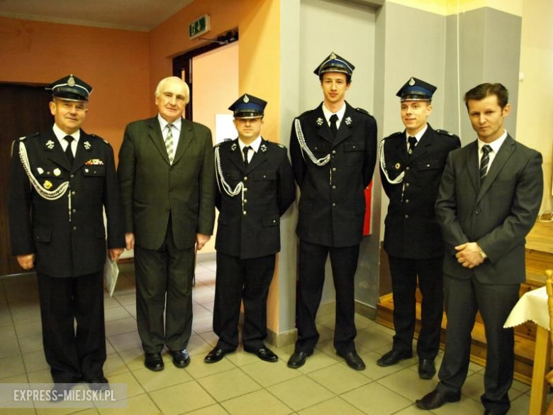 Poświęcenie nowego wozu strażackiego