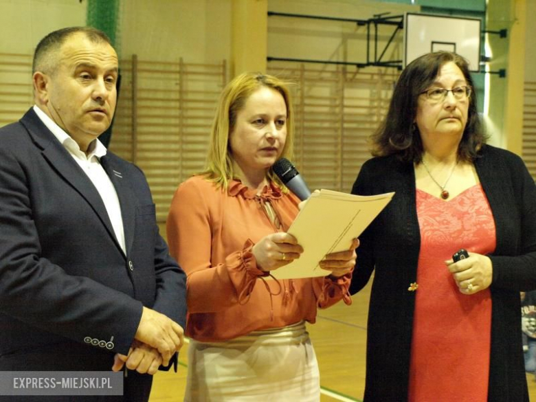 Rozdanie nagród w Miękini