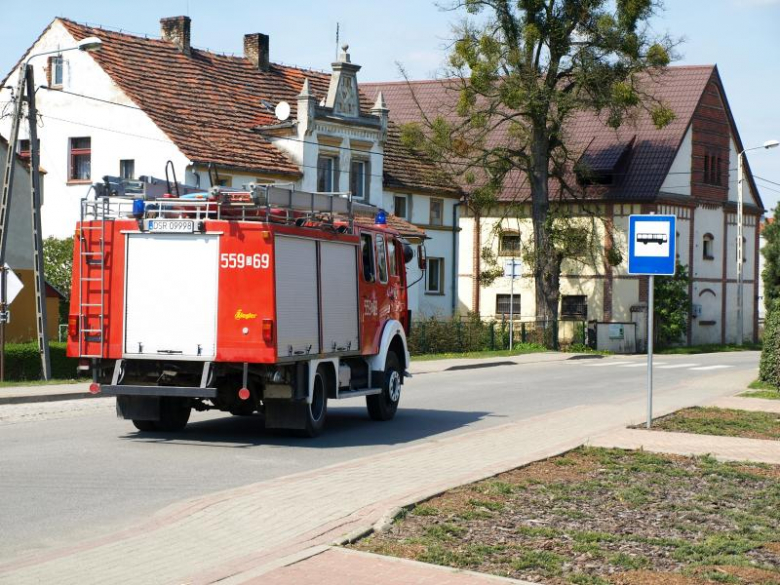 Pożar trawy w Lenartowicach