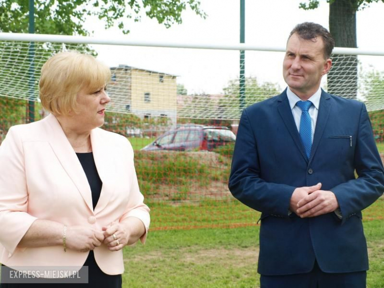 Nowe boisko w Ujeździe Górnym