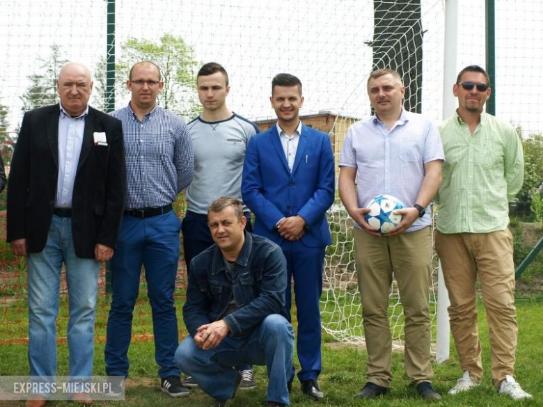 Nowe boisko w Ujeździe Górnym