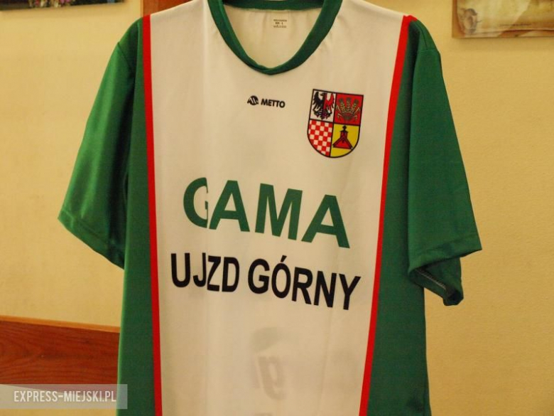 Nowe boisko w Ujeździe Górnym