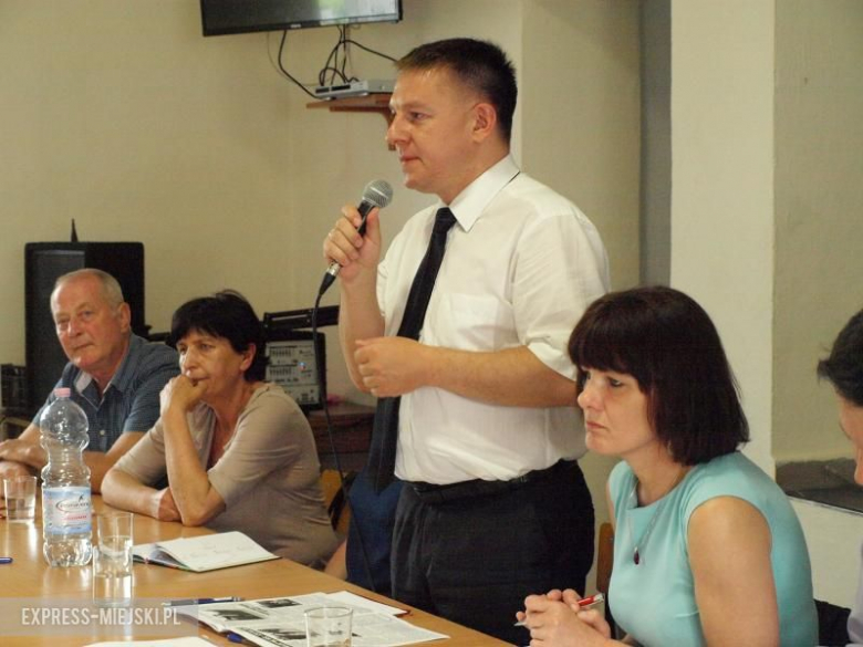 Zebranie wiejskie w Zakrzowie