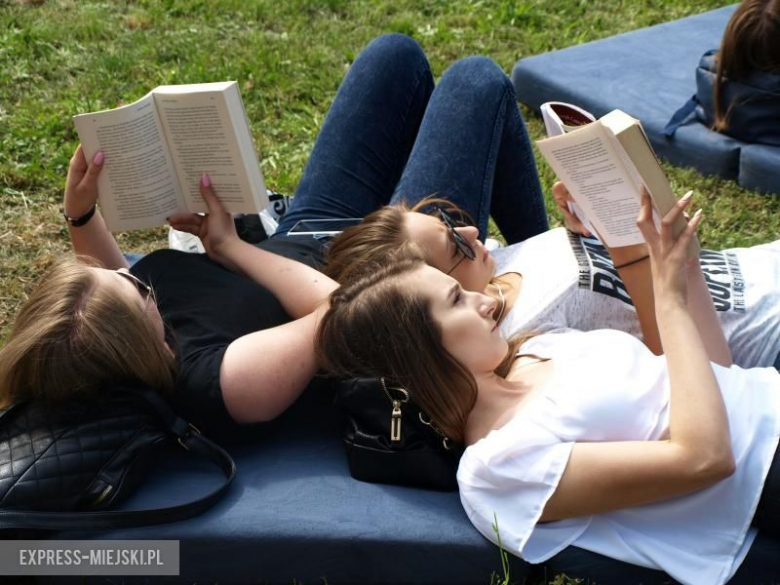 Czytanie książek w LO