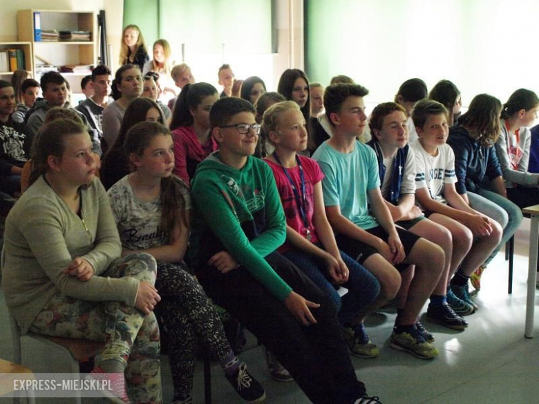 Lekcja historii w ZS Rakoszyce