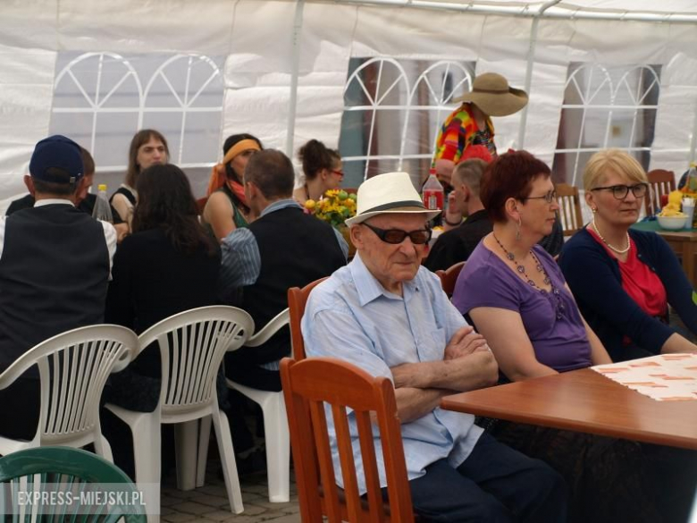 Cygański tabor w Środzie Ślaskiej