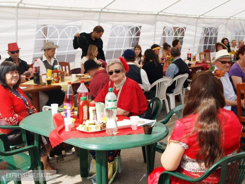 Cygański tabor w Środzie Ślaskiej