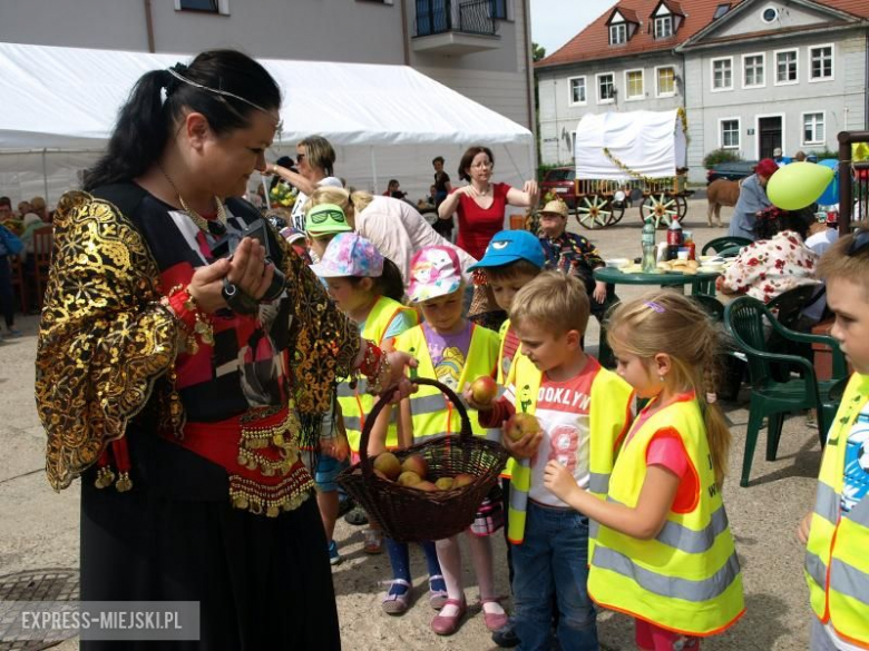 Cygański tabor w Środzie Śląskiej
