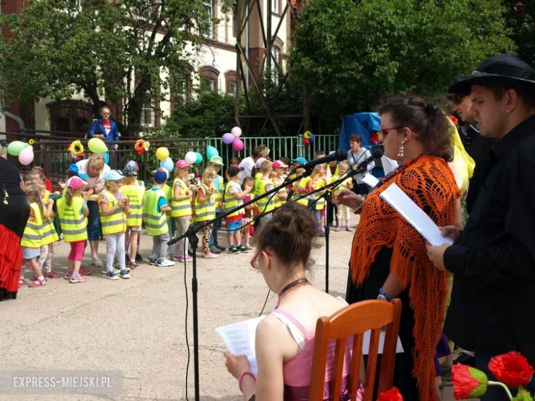 Cygański tabor w Środzie Śląskiej