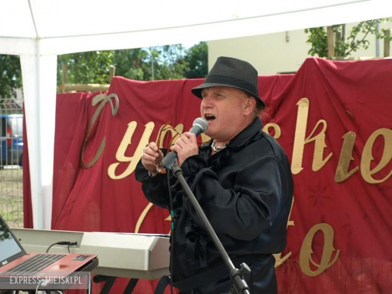 Cygański tabor w Środzie Śląskiej