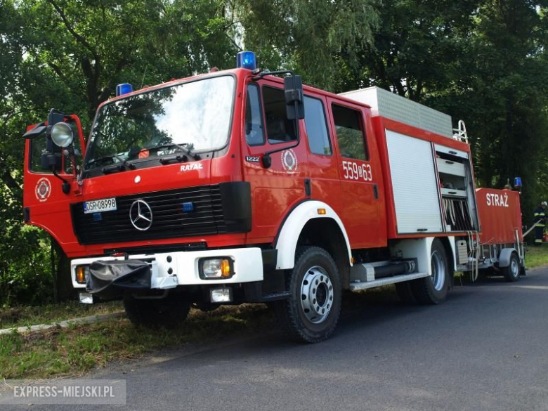 Ćwiczenia straż pożarnych w Ujeździe Górnym