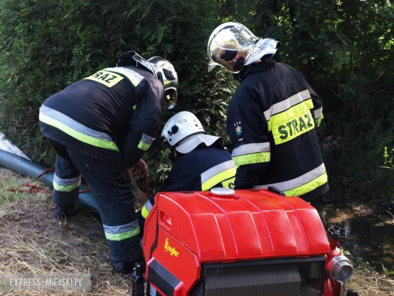 Ćwiczenia straż pożarnych w Ujeździe Górnym