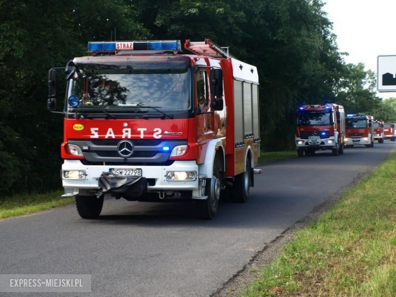 Ćwiczenia straż pożarnych w Ujeździe Górnym