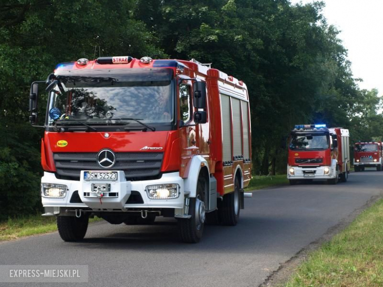 Ćwiczenia straż pożarnych w Ujeździe Górnym