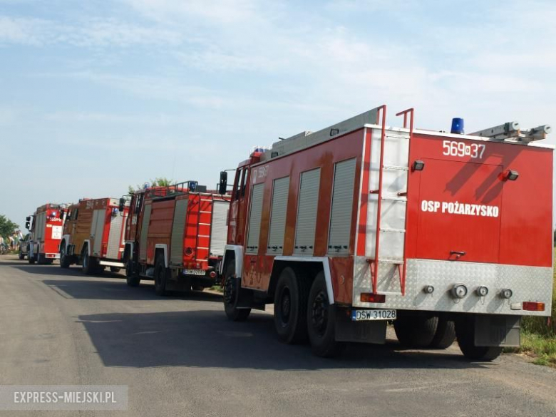 Ćwiczenia straż pożarnych w Ujeździe Górnym