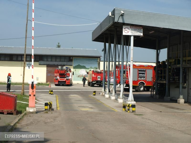 Ćwiczenia straż pożarnych w Ujeździe Górnym