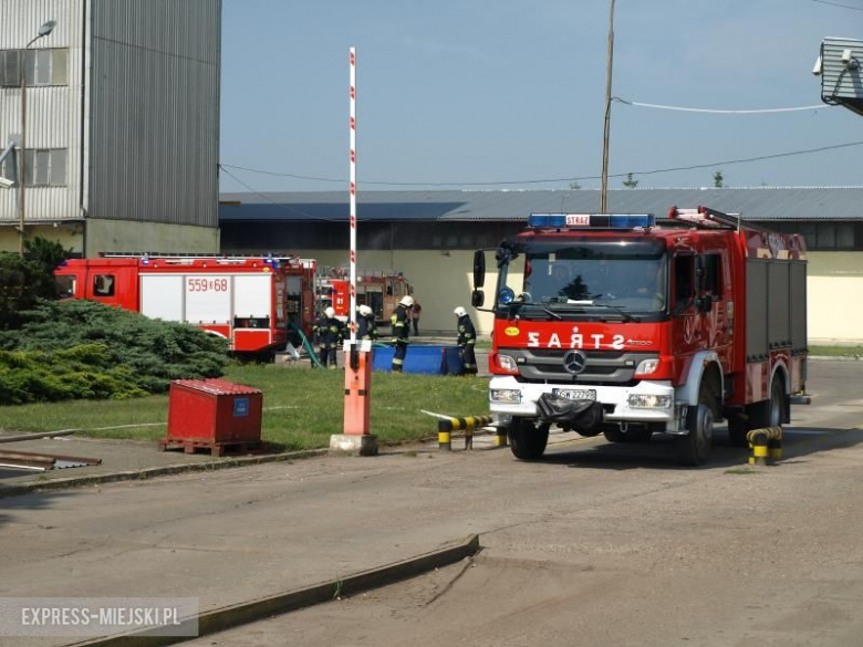 Ćwiczenia straż pożarnych w Ujeździe Górnym