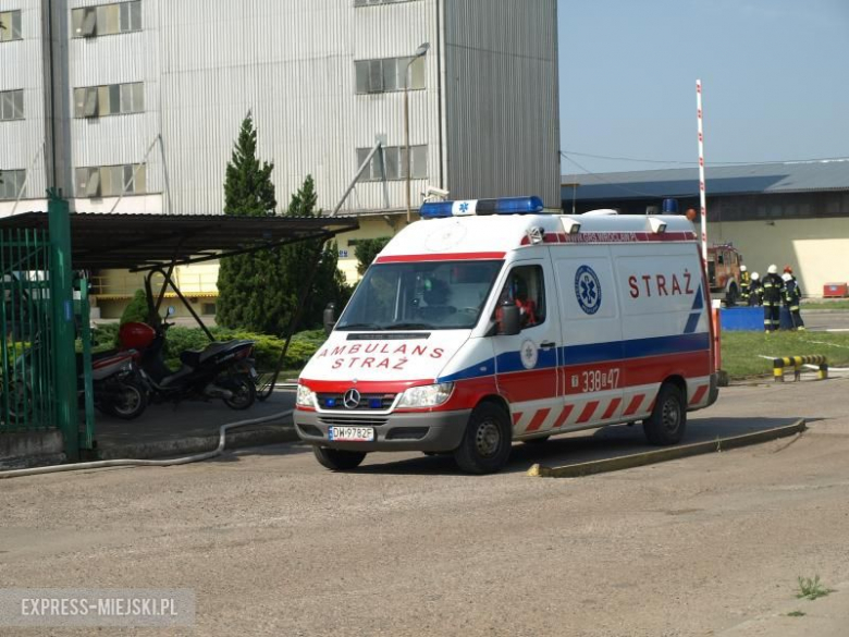 Ćwiczenia straż pożarnych w Ujeździe Górnym