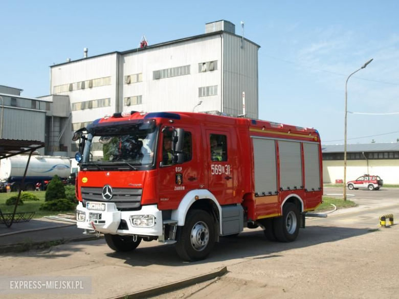 Ćwiczenia straż pożarnych w Ujeździe Górnym