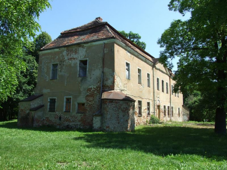 Widok pałacu od strony południowo-zachodniej 