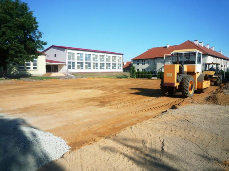 Budowa nowego boiska