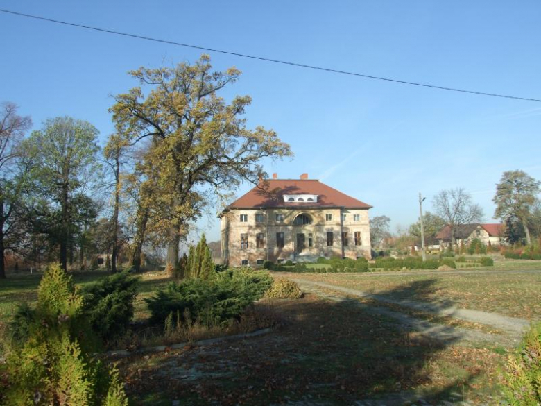 Widok pałacu od północnego wschodu